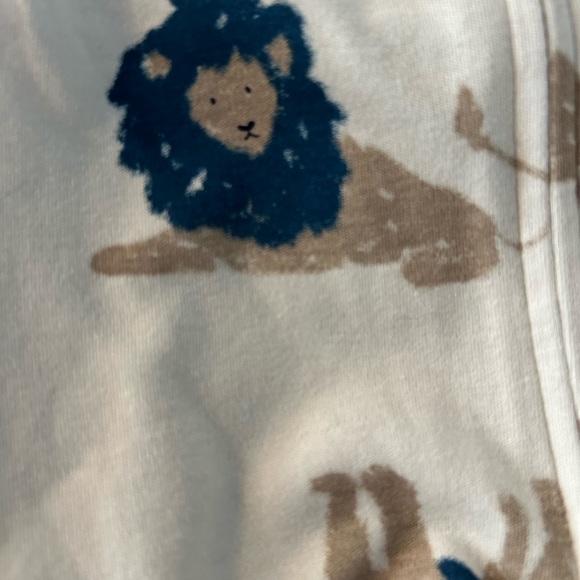 Pair of Carter 9mo Zipper Pajamas - Picture 4 of 4
